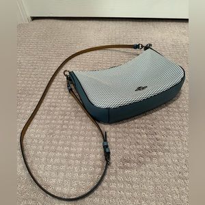 Coach Chelsea Crossbody. Blue.